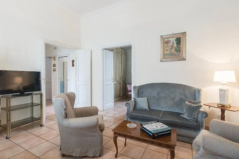 Domus Al Palatino Villa Rome 0*,  Italy